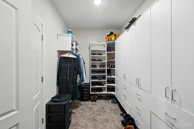 219 Chateau Valley Lane, South Lebanon, OH 45065