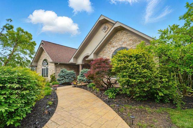 219 Chateau Valley Lane, South Lebanon, OH 45065