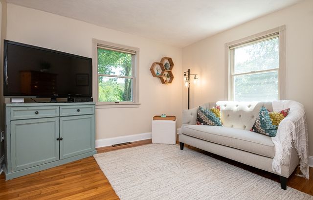 34 Winter St, Reading, MA 01867