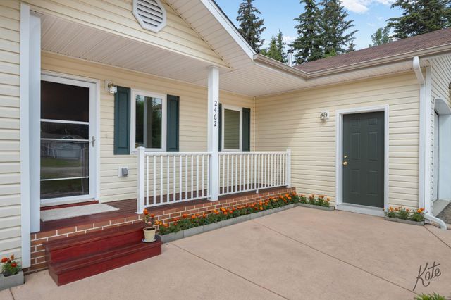 2462 BABY BELL DRIVE, North Pole, AK 99705