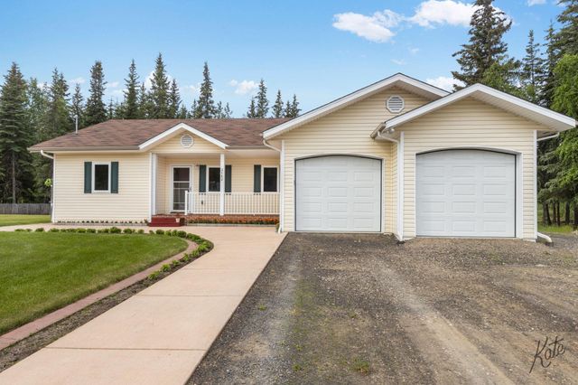 2462 BABY BELL DRIVE, North Pole, AK 99705