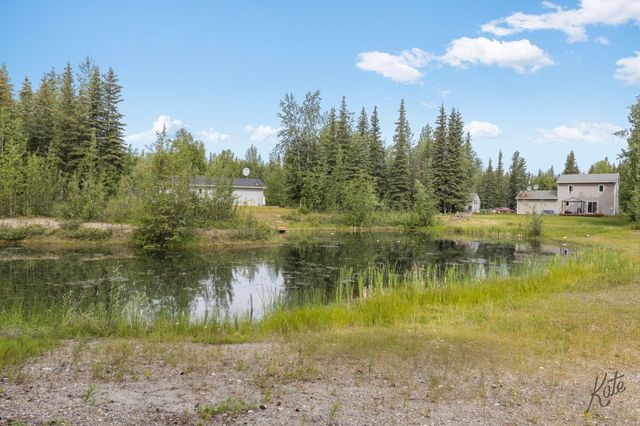 2462 BABY BELL DRIVE, North Pole, AK 99705