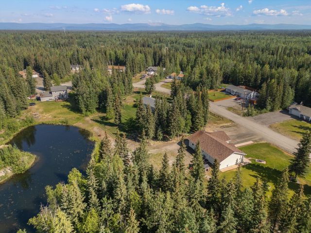 2462 BABY BELL DRIVE, North Pole, AK 99705