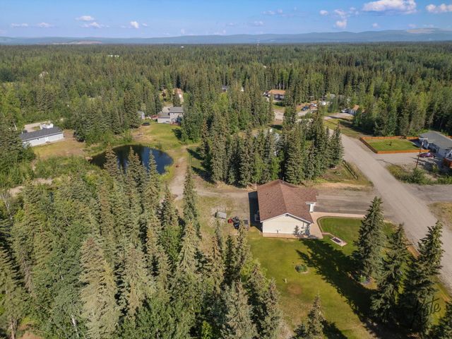 2462 BABY BELL DRIVE, North Pole, AK 99705