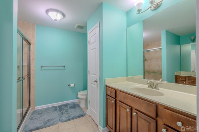 2474 N Canterbury Lane, North Brunswick, NJ 08902