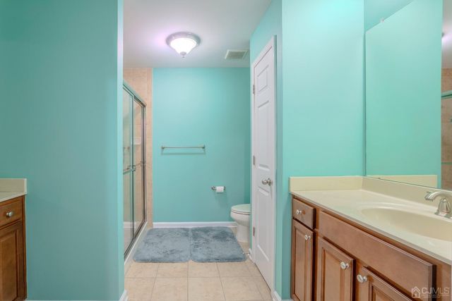 2474 N Canterbury Lane, North Brunswick, NJ 08902