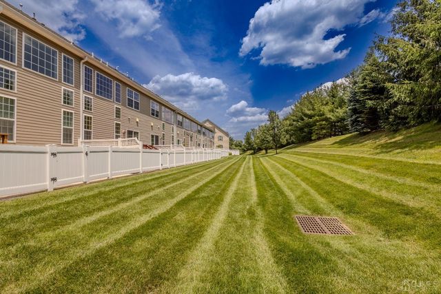2474 N Canterbury Lane, North Brunswick, NJ 08902