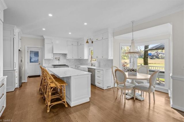 6101 Obriant Court, Greensboro, NC 27410