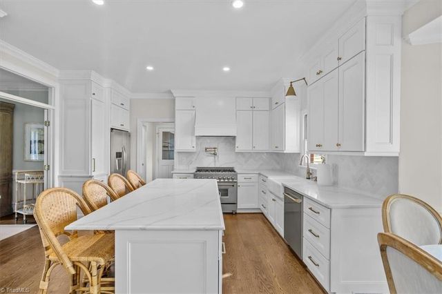 6101 Obriant Court, Greensboro, NC 27410