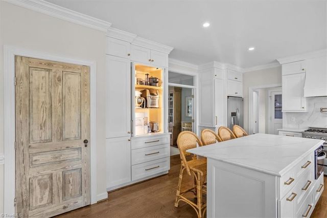 6101 Obriant Court, Greensboro, NC 27410