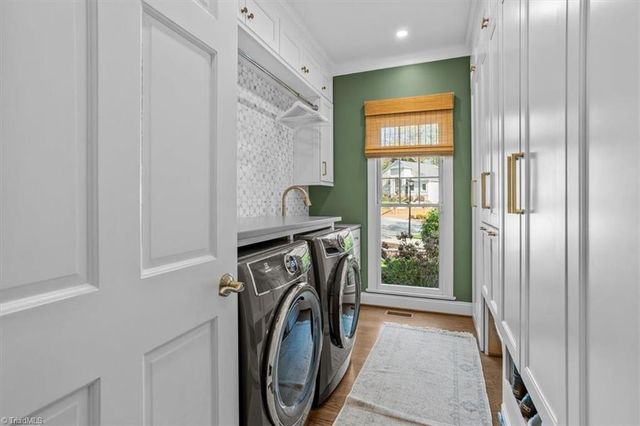 6101 Obriant Court, Greensboro, NC 27410