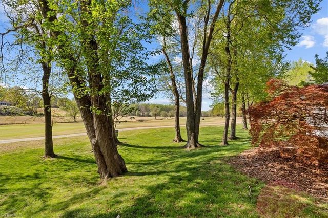 6101 Obriant Court, Greensboro, NC 27410