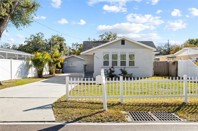 2606 W HENRY AVENUE, Tampa, FL 33614
