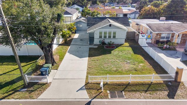 2606 W HENRY AVENUE, Tampa, FL 33614