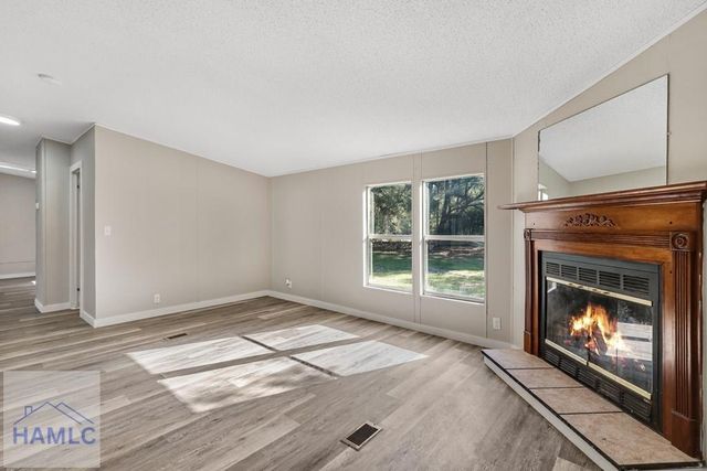 369 E Shellcracker Road, Jesup, GA 31545