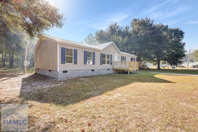 369 E Shellcracker Road, Jesup, GA 31545