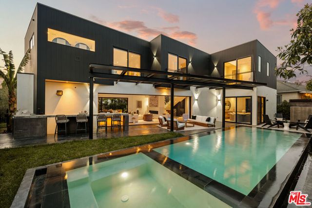 5988 W 76th Street, Los Angeles, CA 90045