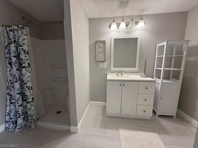 6085 Seashore DR, Atlantis, FL 33462