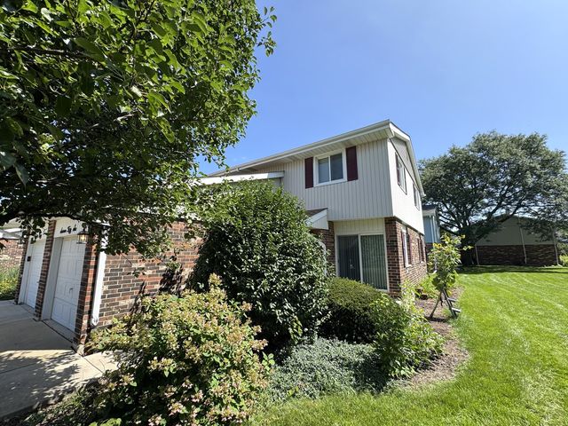 1656 Castbourne Court, Wheaton, IL 60189
