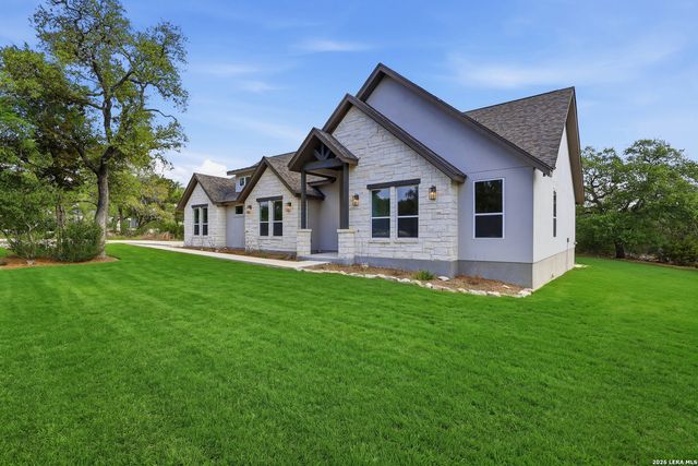 860 Rayner Ranch, Spring Branch, TX 78070