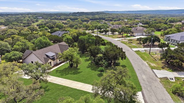 860 Rayner Ranch, Spring Branch, TX 78070