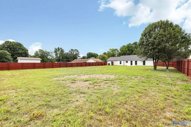 182 Barnstable Court, Harvest, AL 35749