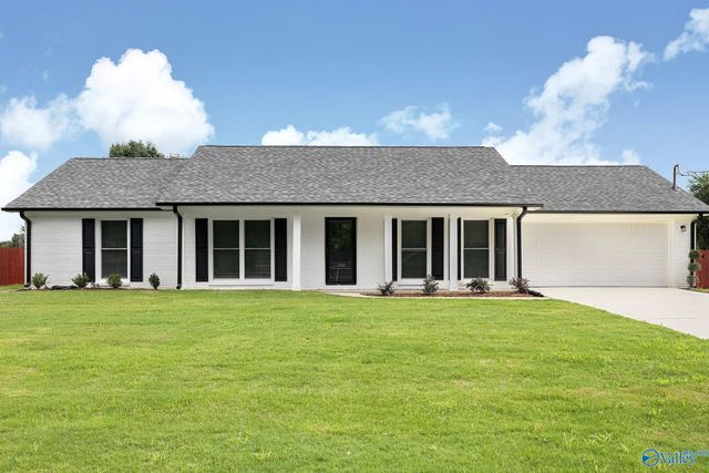 182 Barnstable Court, Harvest, AL 35749