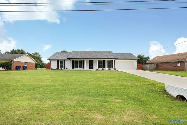 182 Barnstable Court, Harvest, AL 35749