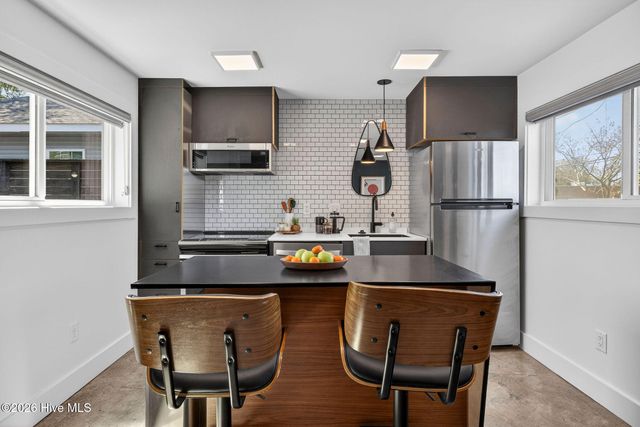 1516 Castle Street, Wilmington, NC 28401