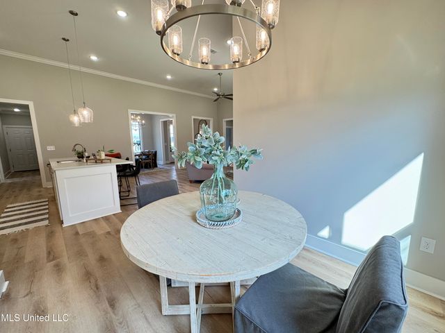 1018 Kensington Drive, Flowood, MS 39232