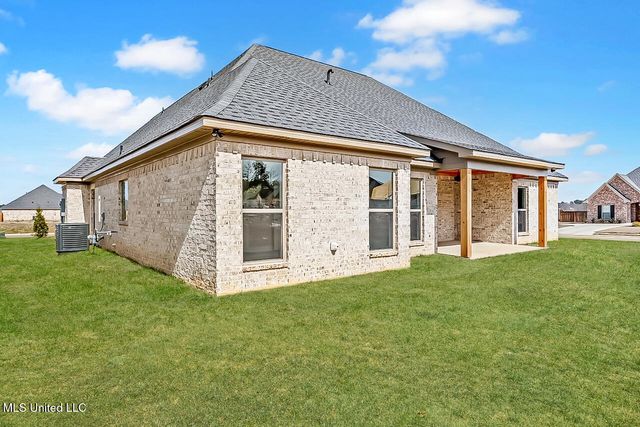 1018 Kensington Drive, Flowood, MS 39232
