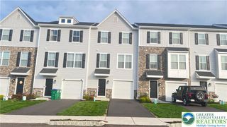 4904 Brookside Court, Upper Saucon Twp, PA 18036