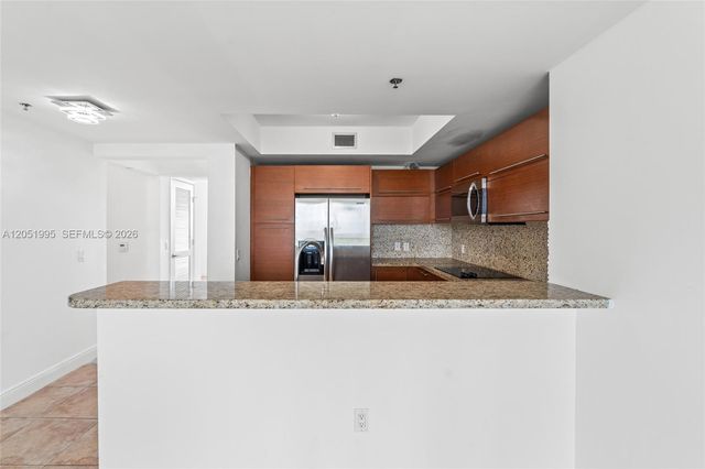 2681 N Flamingo Road 2205S, Sunrise, FL 33323