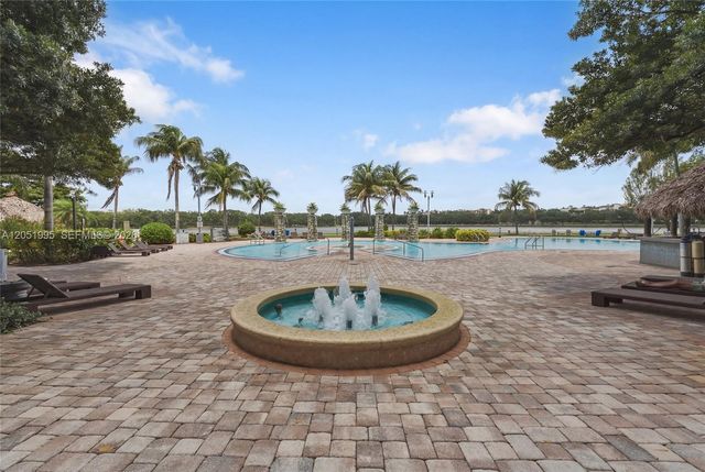 2681 N Flamingo Road 2205S, Sunrise, FL 33323