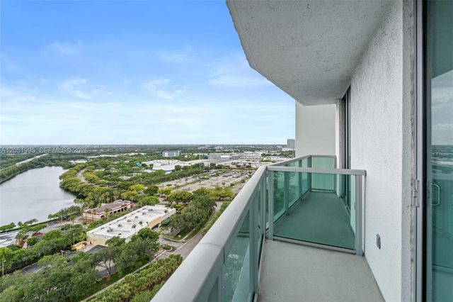 2681 N Flamingo Road 2205S, Sunrise, FL 33323