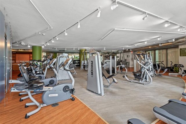 2681 N Flamingo Road 2205S, Sunrise, FL 33323