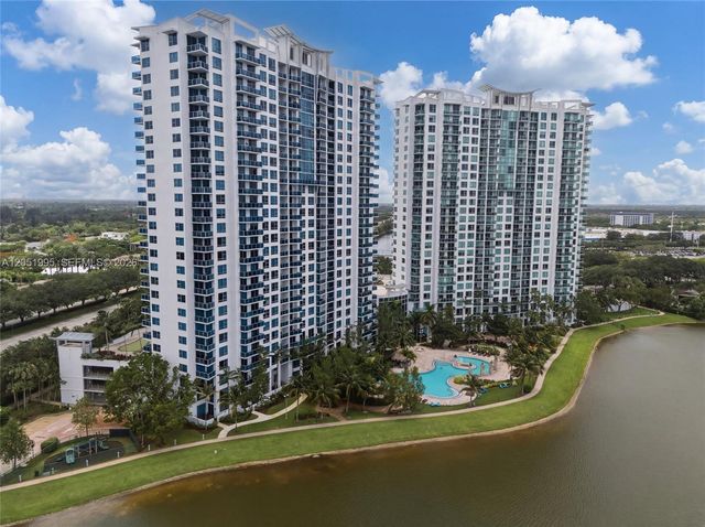 2681 N Flamingo Road 2205S, Sunrise, FL 33323