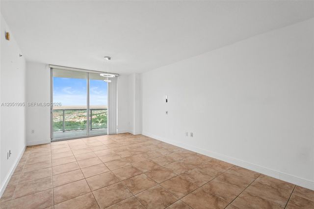 2681 N Flamingo Road 2205S, Sunrise, FL 33323