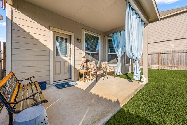 2927 August Mist Court, Conroe, TX 77304