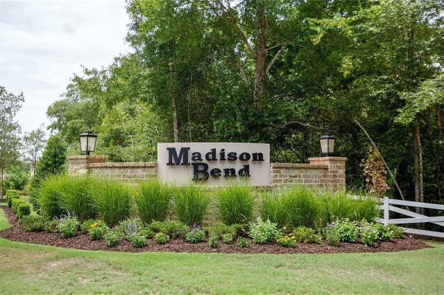 2927 August Mist Court, Conroe, TX 77304