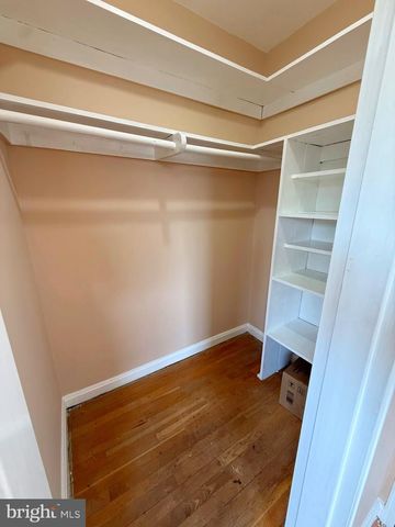 7104 ADELPHI RD, Hyattsville, MD 20782
