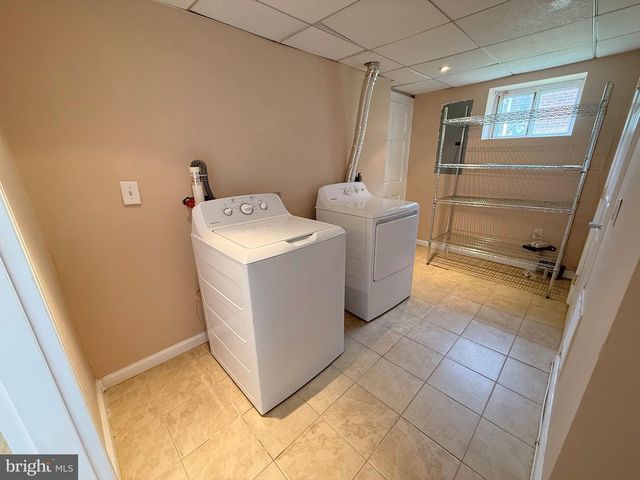 7104 ADELPHI RD, Hyattsville, MD 20782