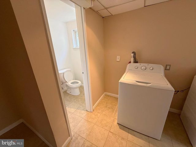 7104 ADELPHI RD, Hyattsville, MD 20782