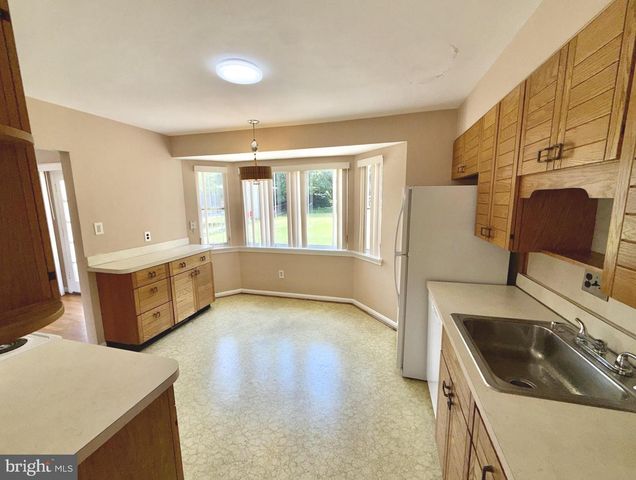 7104 ADELPHI RD, Hyattsville, MD 20782