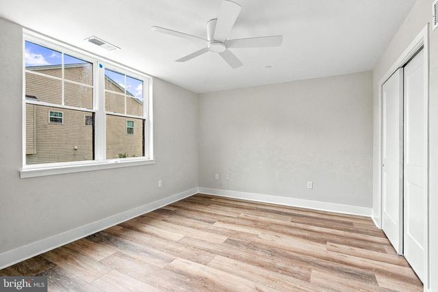 305 FOUNTAIN ST, Philadelphia, PA 19128