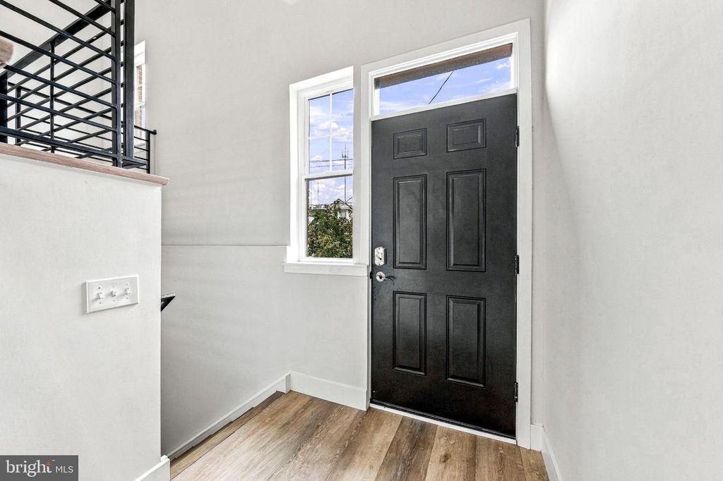 305 FOUNTAIN ST, Philadelphia, PA 19128 — photo 5