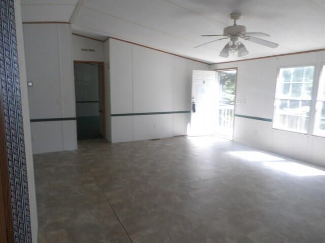 2815 Easler Highway, Greeleyville, SC 29056