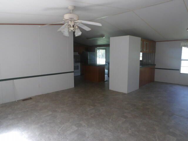 2815 Easler Highway, Greeleyville, SC 29056