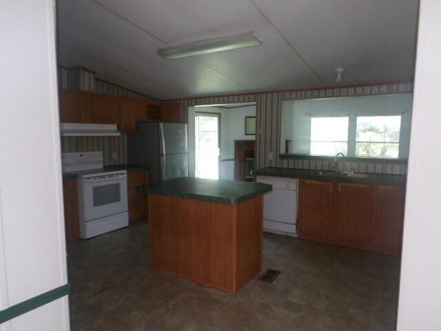 2815 Easler Highway, Greeleyville, SC 29056