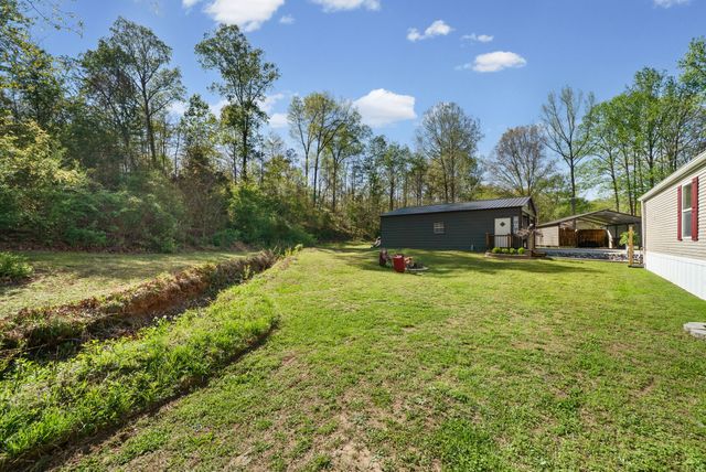 380 Upchurch Drive, Buchanan, TN 38222